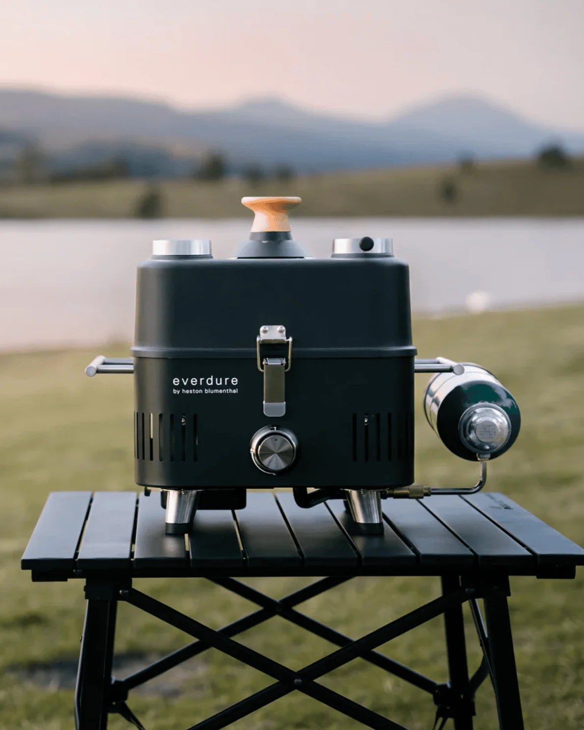 CUBE™ PROFLAME 360 Portable Gas Grill – Compact & Powerful | Output Envy