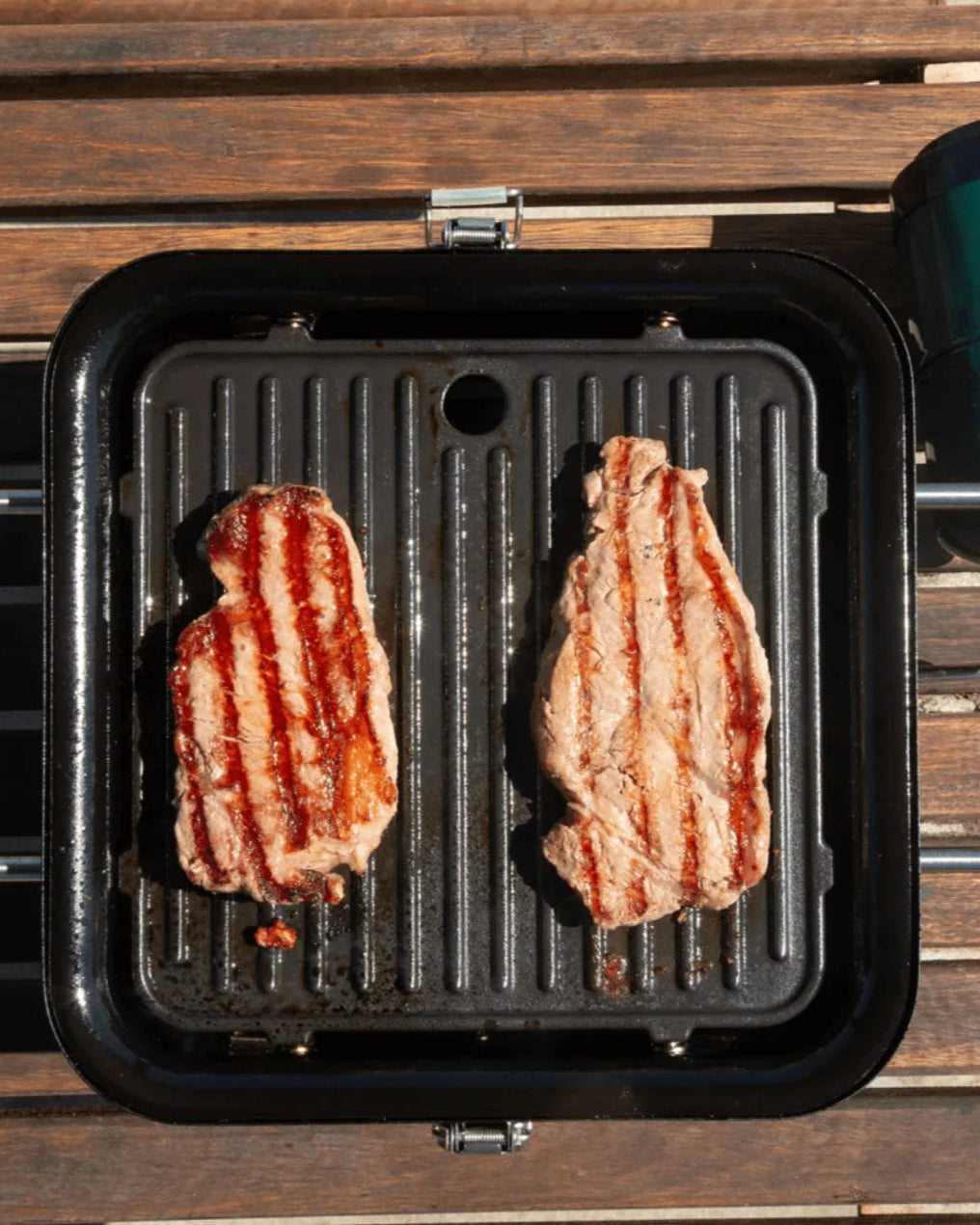 CUBE™ PROFLAME 360 Reversible Griddle Plate